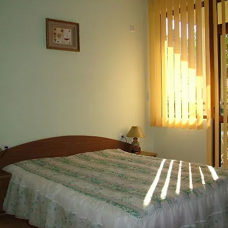 виктория Hotel 3*
